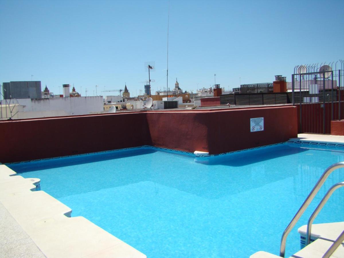 Conde De Ibarra Apartment Seville Luaran gambar